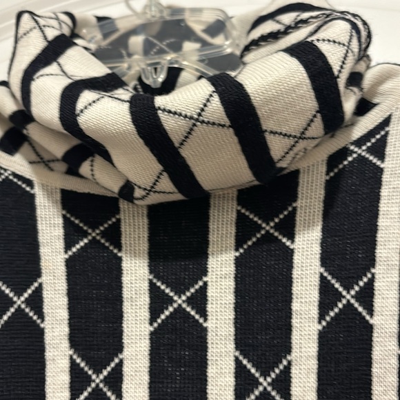 OBERMEYER SPORT “JAILBIRD” Ski/Winter MERINO Wool Sweater Sz M - Picture 2 of 8